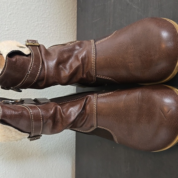 NWOT JBU Evans Vegan Leather Faux Shearling Ankle Boots Size 7 - Picture 5 of 9